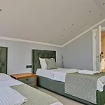 Kisla Bay Luxury - 1 Minute Walk To The Вилла