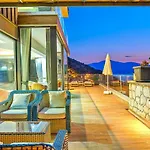 Kisla Bay Luxury - 1 Minute Walk To The *
